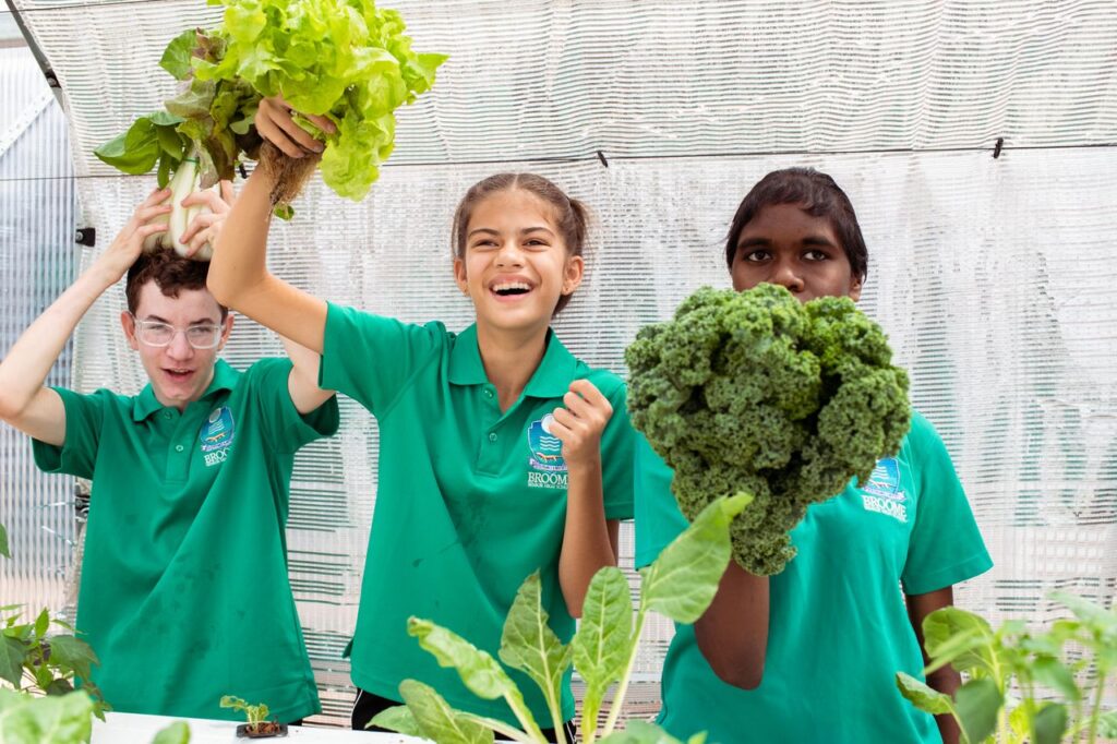 Food Ladder Student in the Green House